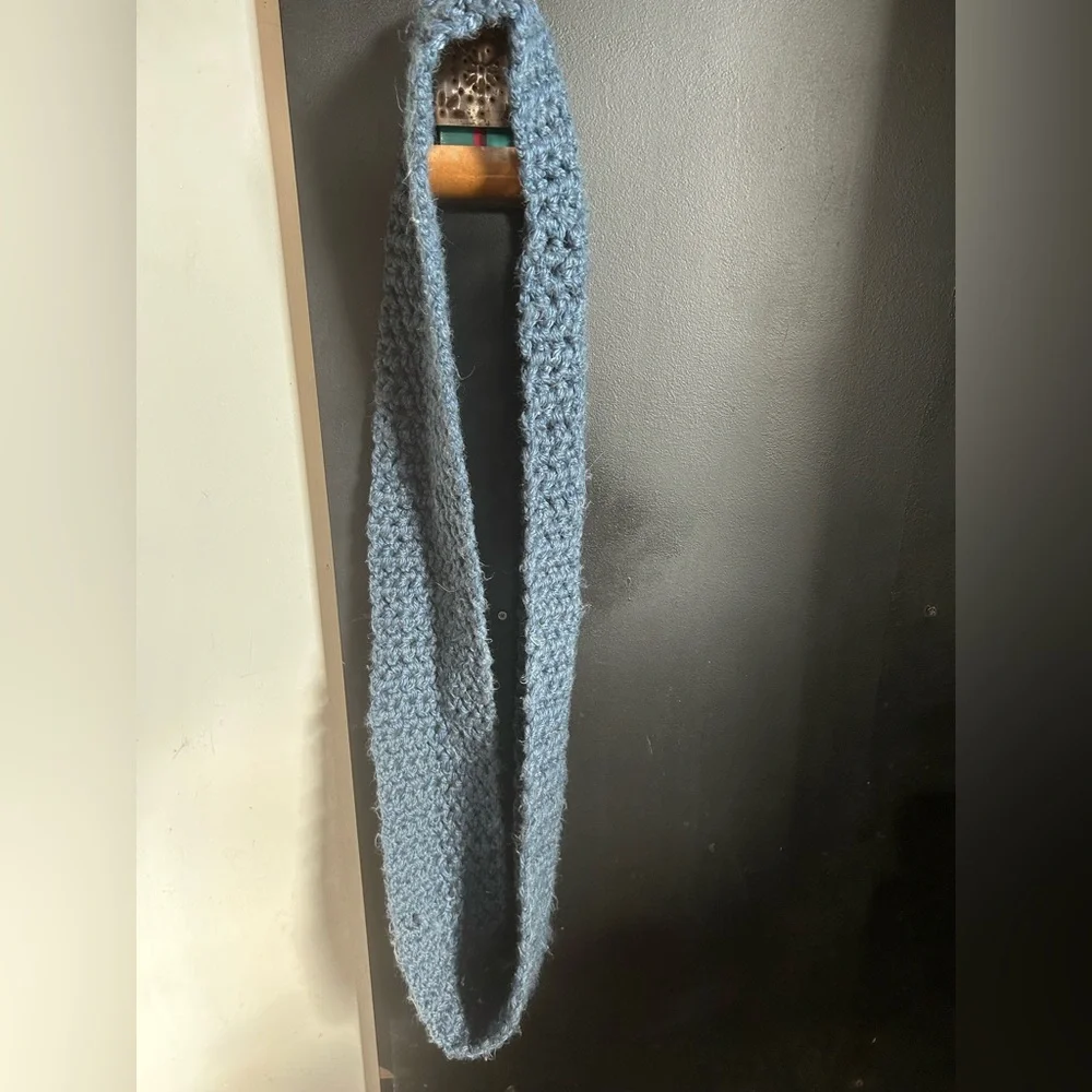 Wool Handknit Handmade Chunky Blue Crochet Infinity Scarf OS